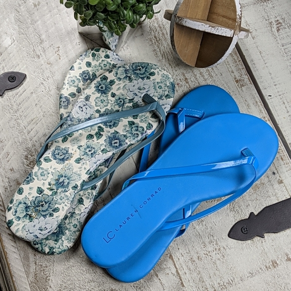 LC Lauren Conrad Shoes - 2 pairs LC flip flops